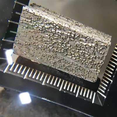 Cairéal Chonaic Deighleog Diamond